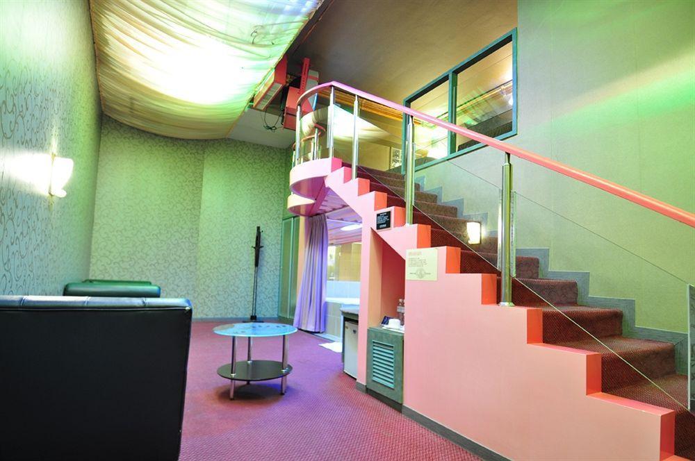 The We Hotel Taipei Exterior photo